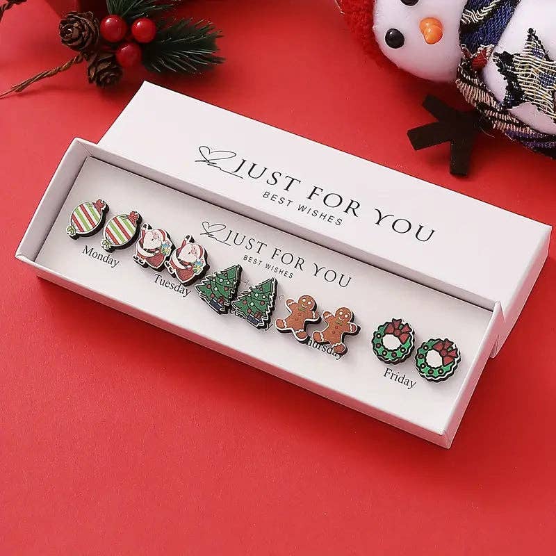 π Holiday Week Stud Earring Set β 5 Festive Pairs for Daily Christmas Cheer