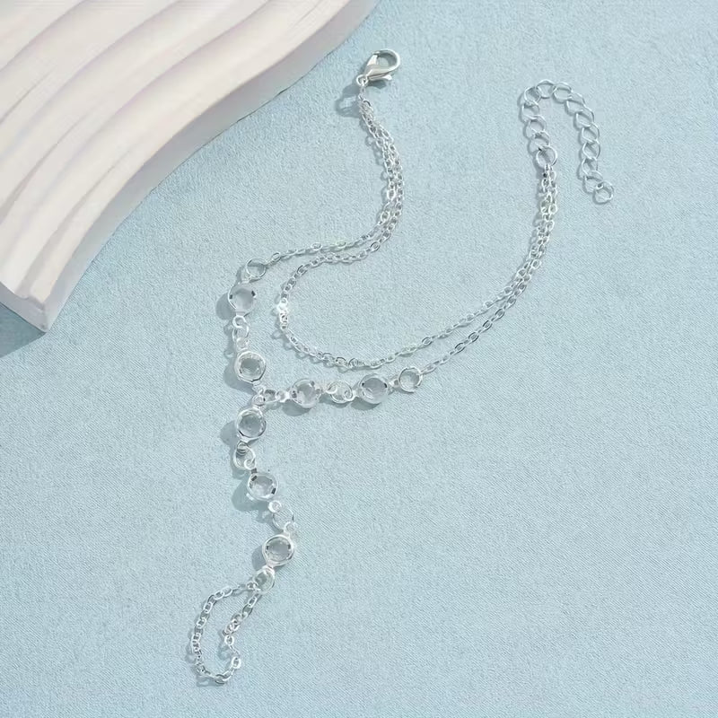 Stylish Minimalist Crystal Hand Chain | Luxurious Jewelry Accessory | Elegant Women’s Bracelet Chain