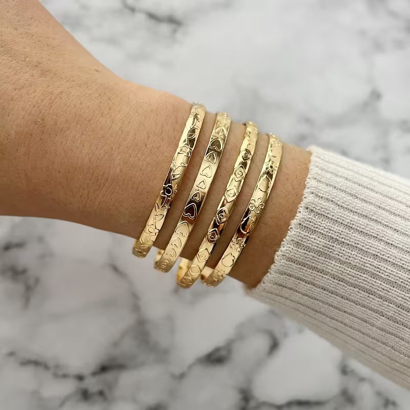 Heart-Etched Gold Bangle Set