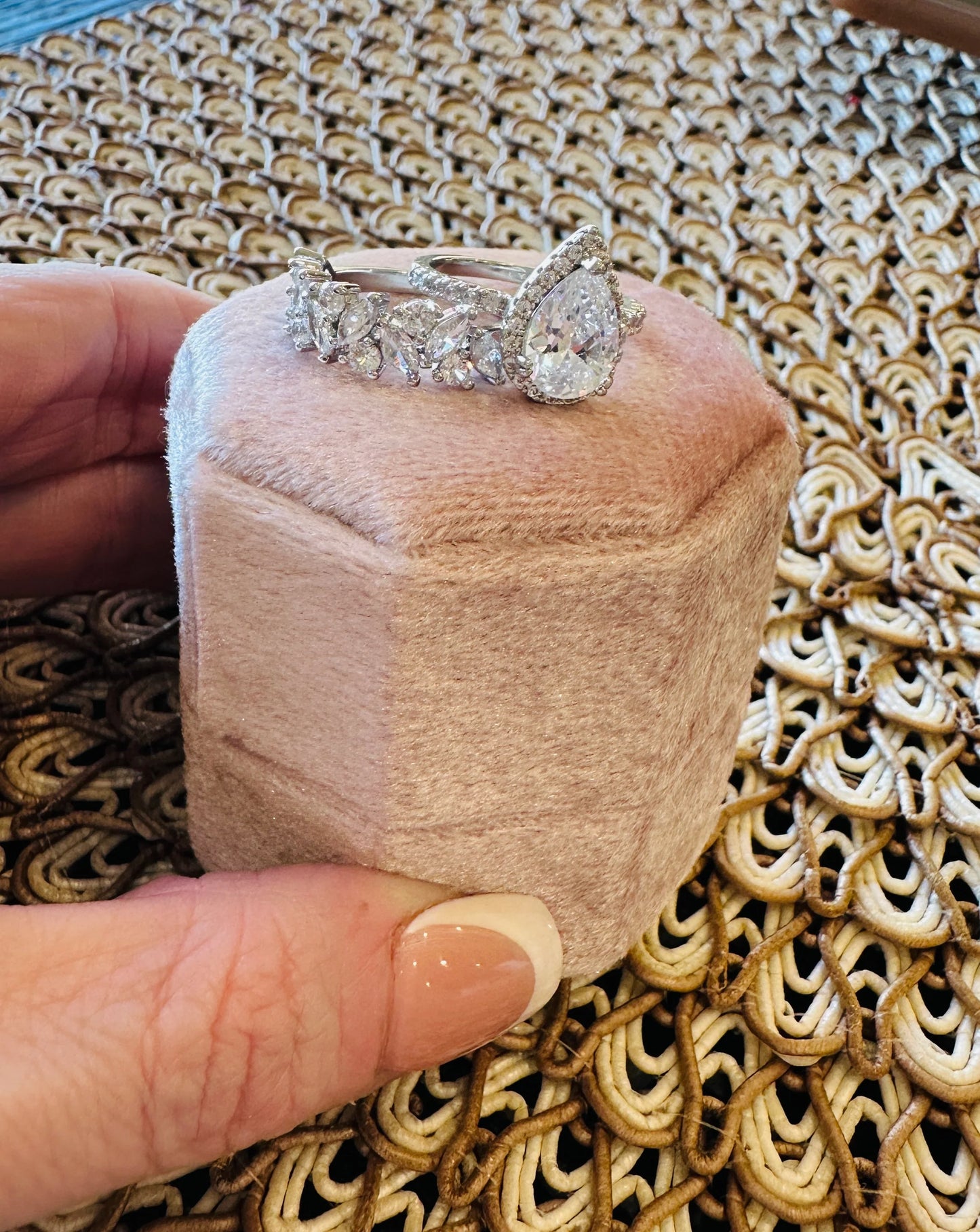 Anastasia Pear Luxe Ring Set