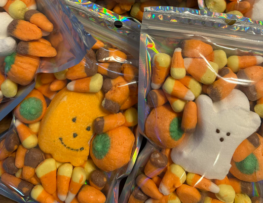 Candy Corn Autumn Mix – SPOOKY COMBO A Sweet & Crunchy Fall Treat! Comes with a Marshmallow Peep