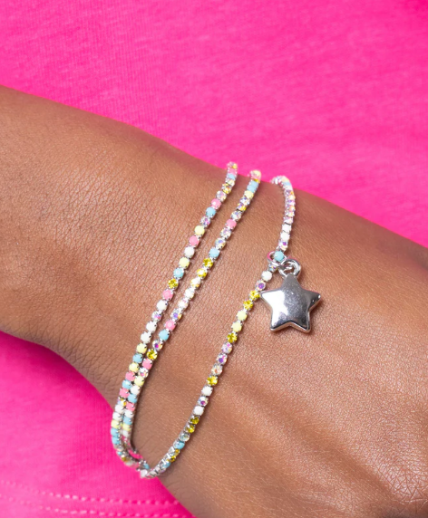 ⭐ Colorful Star Charm Bracelet – Silver Tone