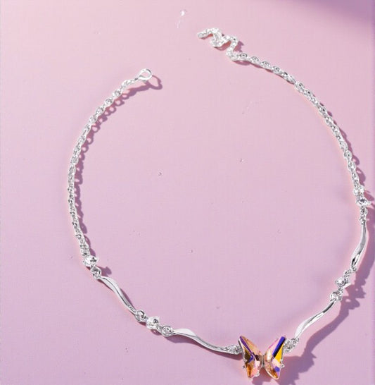 ✨ Iridescent Butterfly Crystal Necklace – Silver Tone Elegance