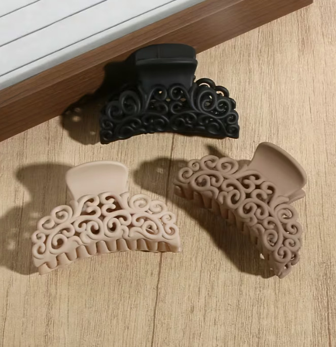 Elegant Swirl Claw Hair Clip – 3 Piece Set