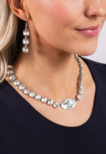 ✨ God’s Girl Rhinestone Chain Necklace – Gold or Silver