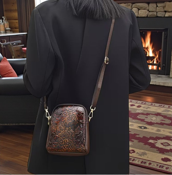 🌹 Vintage Floral Embossed Crossbody Bag